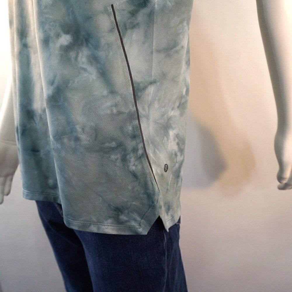 Lululemon Shirt Mens Tie Dye Short Sleeve Active Casual Sz Large Blue Gray - Picture 3 of 10